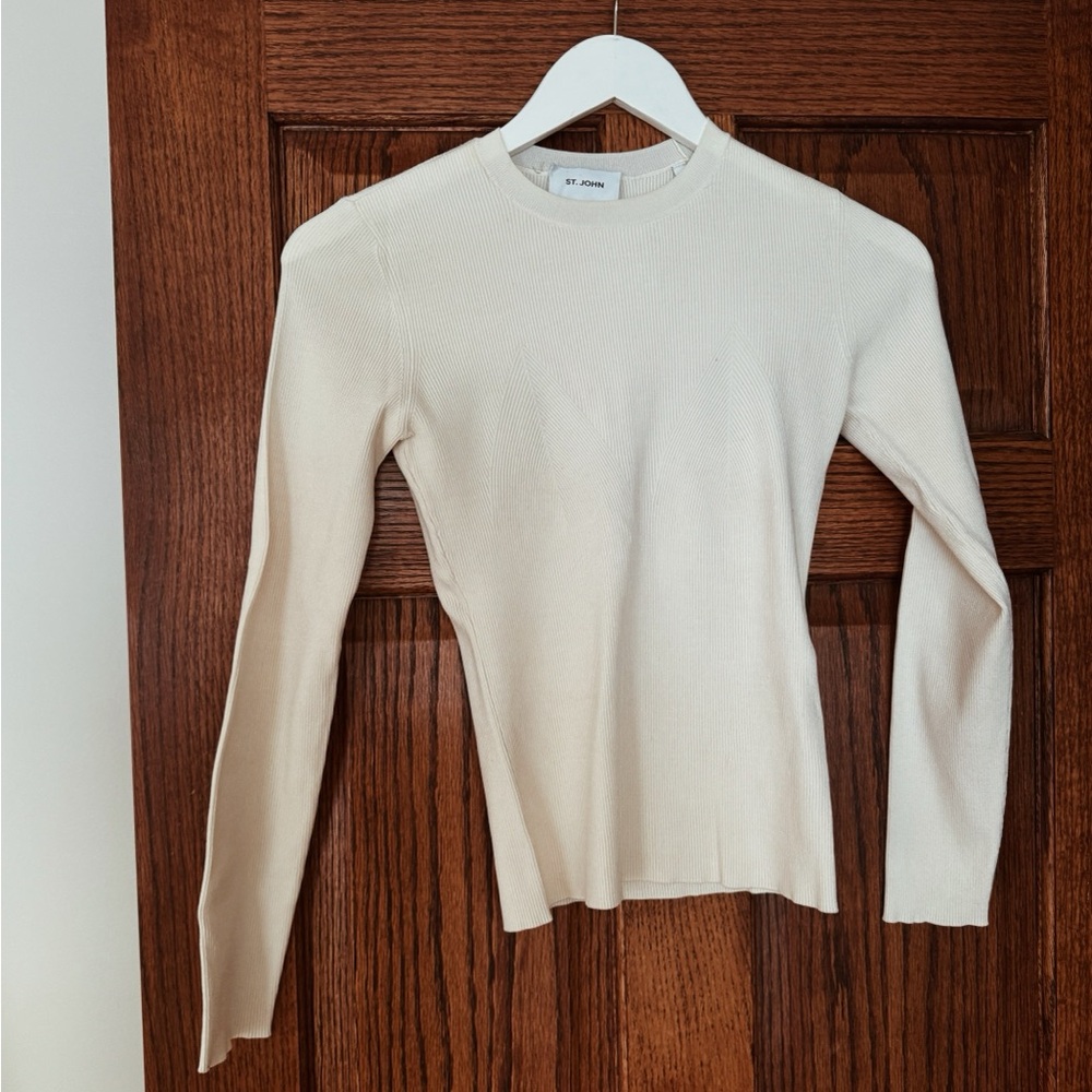 St. John Collection Ivory Long Sleeve Tee